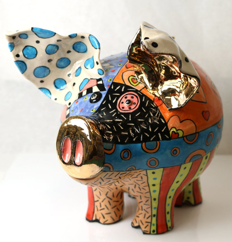 Phyllis, the Pig - Ann-Marie  Ceramicist